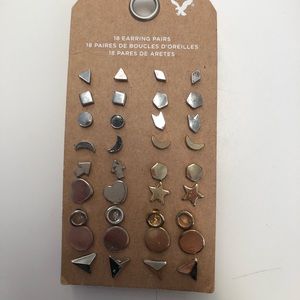 Stud earring pairs